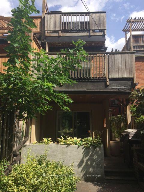 Photo 12 of 118 Seaton Street, Toronto, Moss Park — HOMEH