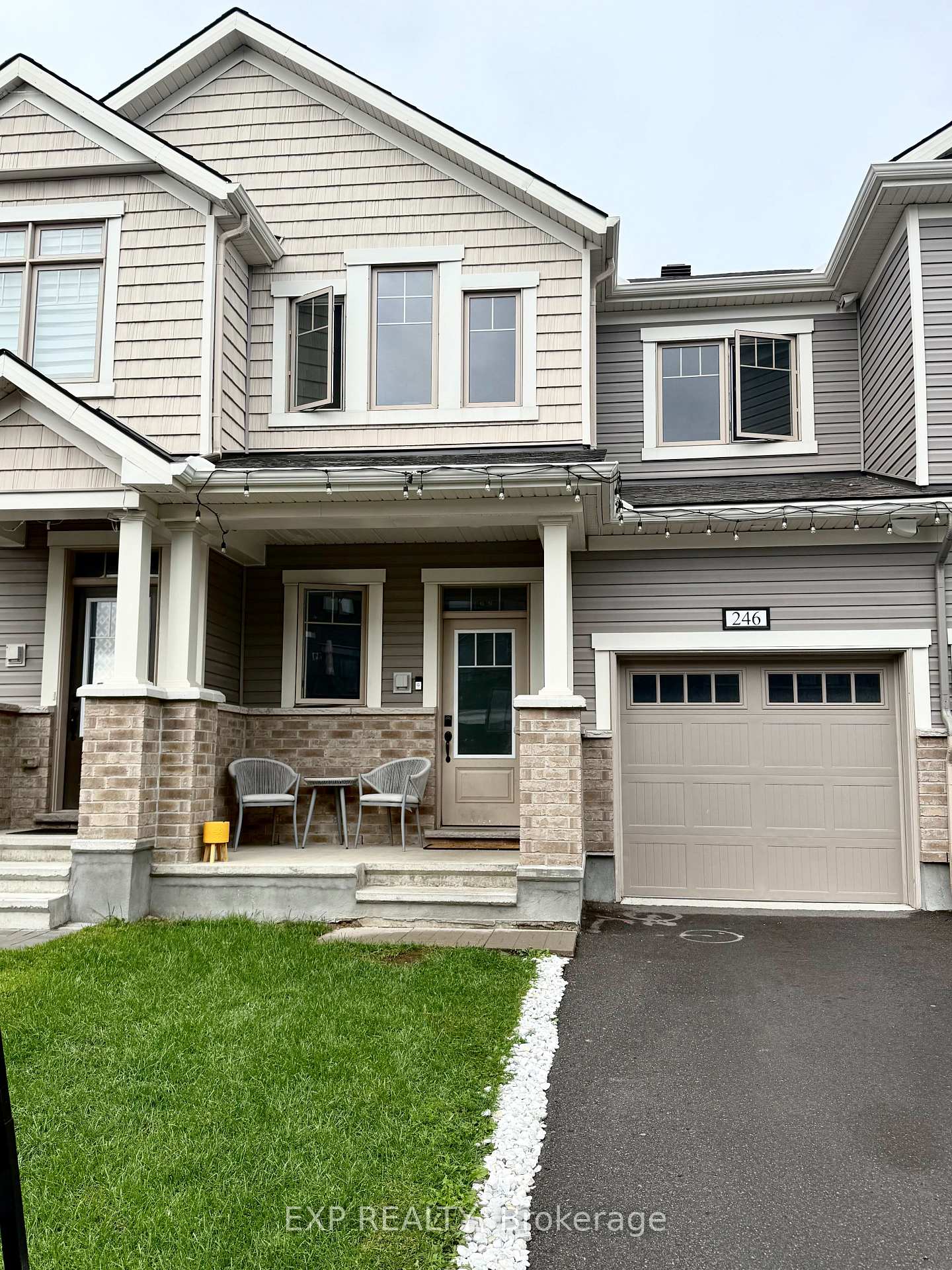 Photo 1 of 246 Atima Circle, Ottawa, Barrhaven - Half Moon Bay — HOMEH