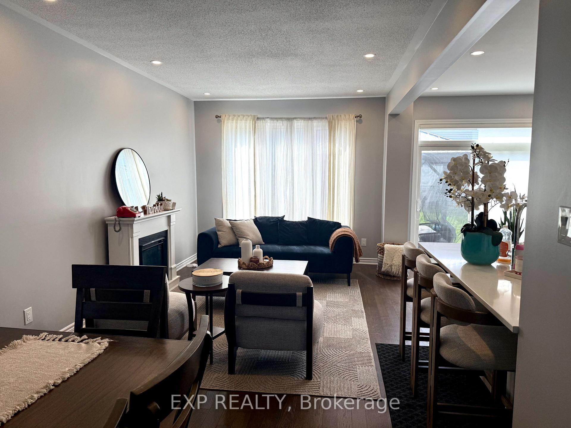 Photo 6 of 246 Atima Circle, Ottawa, Barrhaven - Half Moon Bay — HOMEH