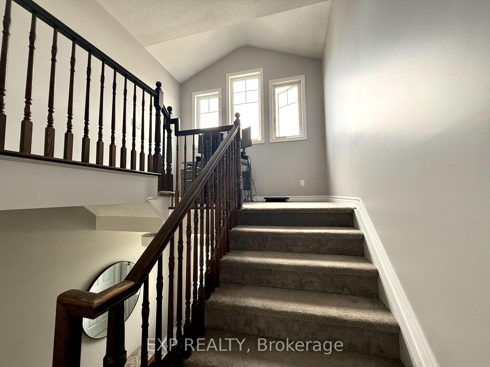 Photo 10 of 246 Atima Circle, Ottawa, Barrhaven - Half Moon Bay — HOMEH
