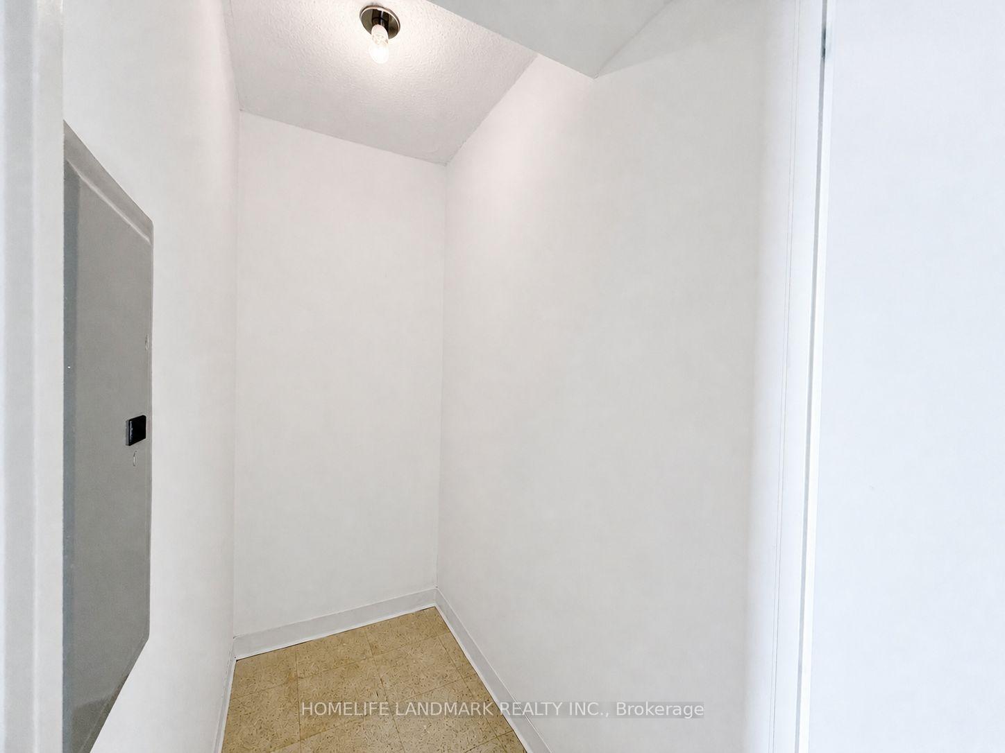 Photo 8 of Unit 917, 2460 Eglinton Avenue E, Scarborough, Eglinton East — HOMEH