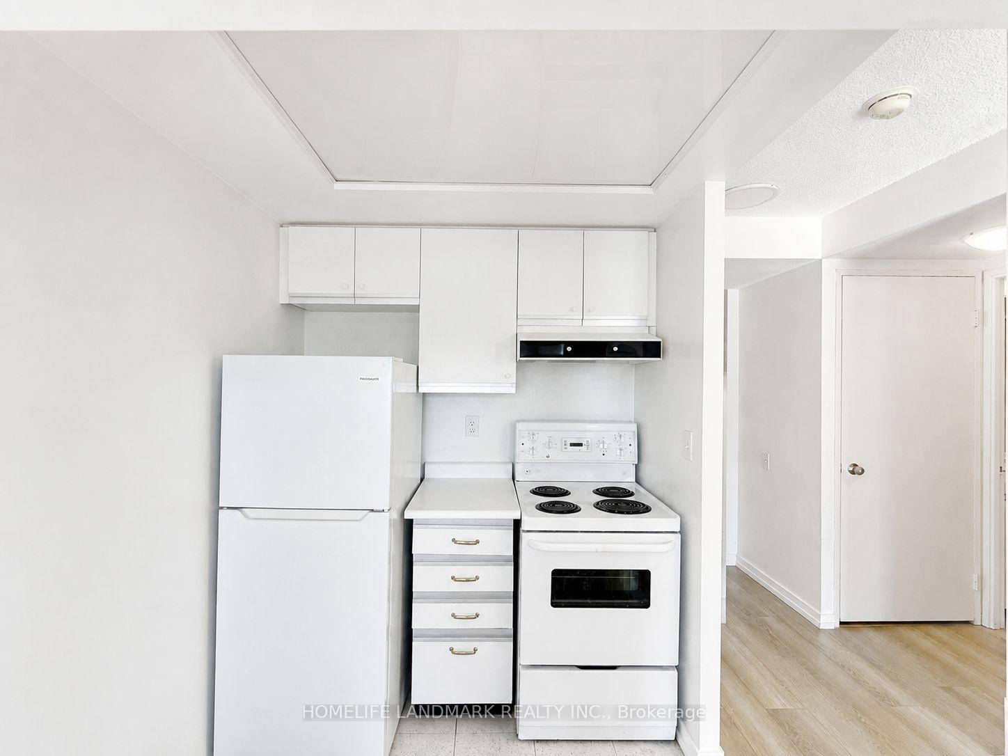 Photo 11 of Unit 917, 2460 Eglinton Avenue E, Scarborough, Eglinton East — HOMEH