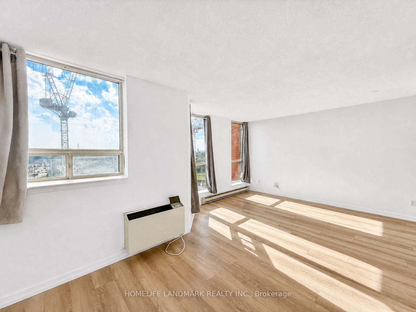 Photo 17 of Unit 917, 2460 Eglinton Avenue E, Scarborough, Eglinton East — HOMEH