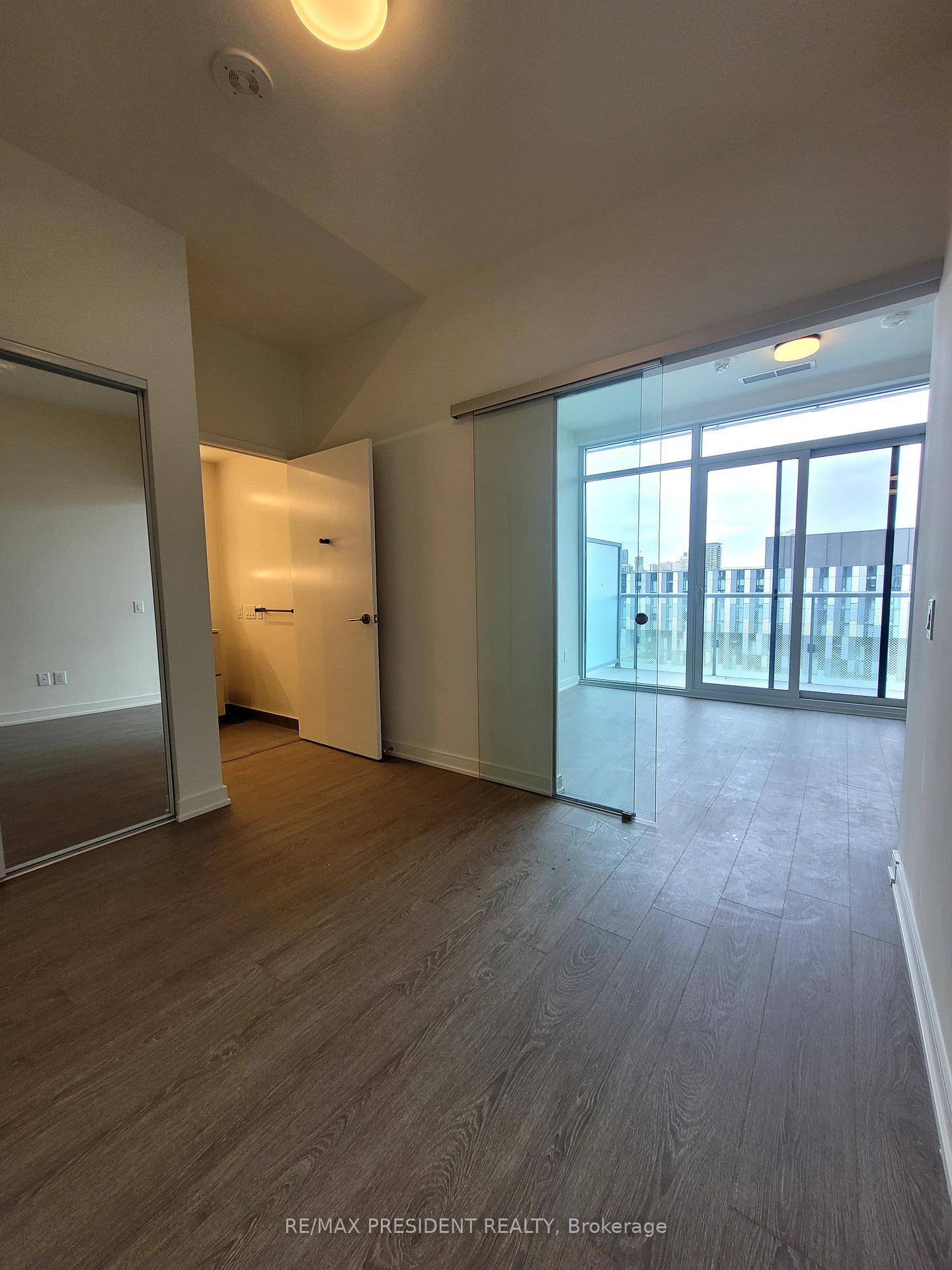 Photo 11 of Unit 901, 425 Front Street E, Toronto, Waterfront Communities — HOMEH