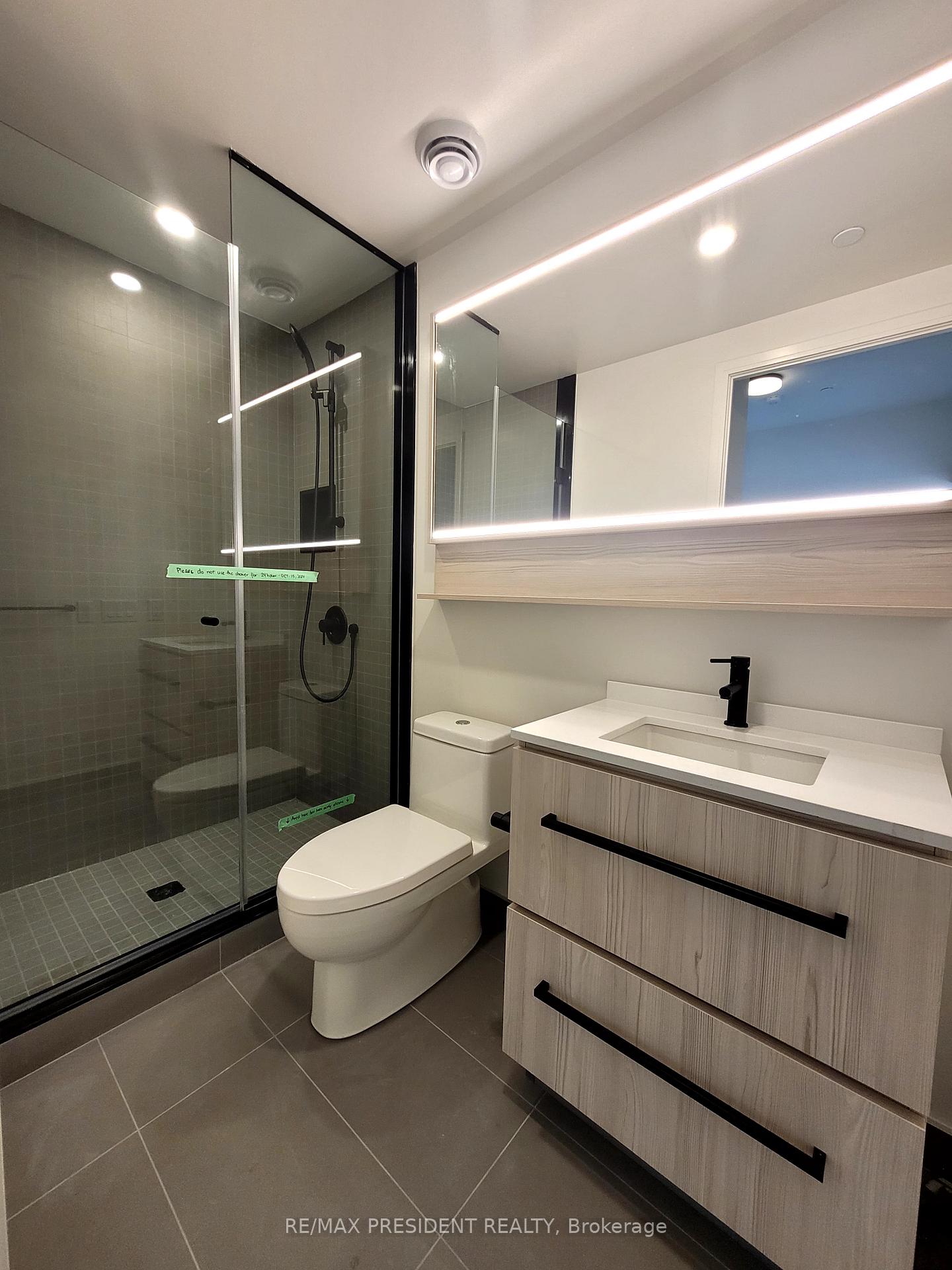 Photo 13 of Unit 901, 425 Front Street E, Toronto, Waterfront Communities — HOMEH