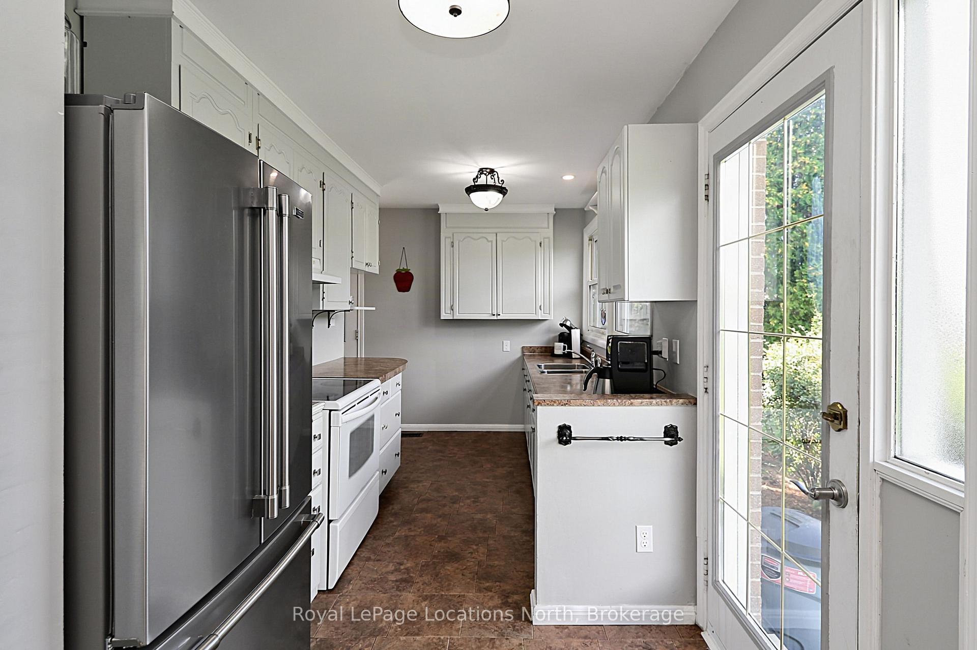 Photo 13 of 245 Pearson Street N, Meaford — HOMEH