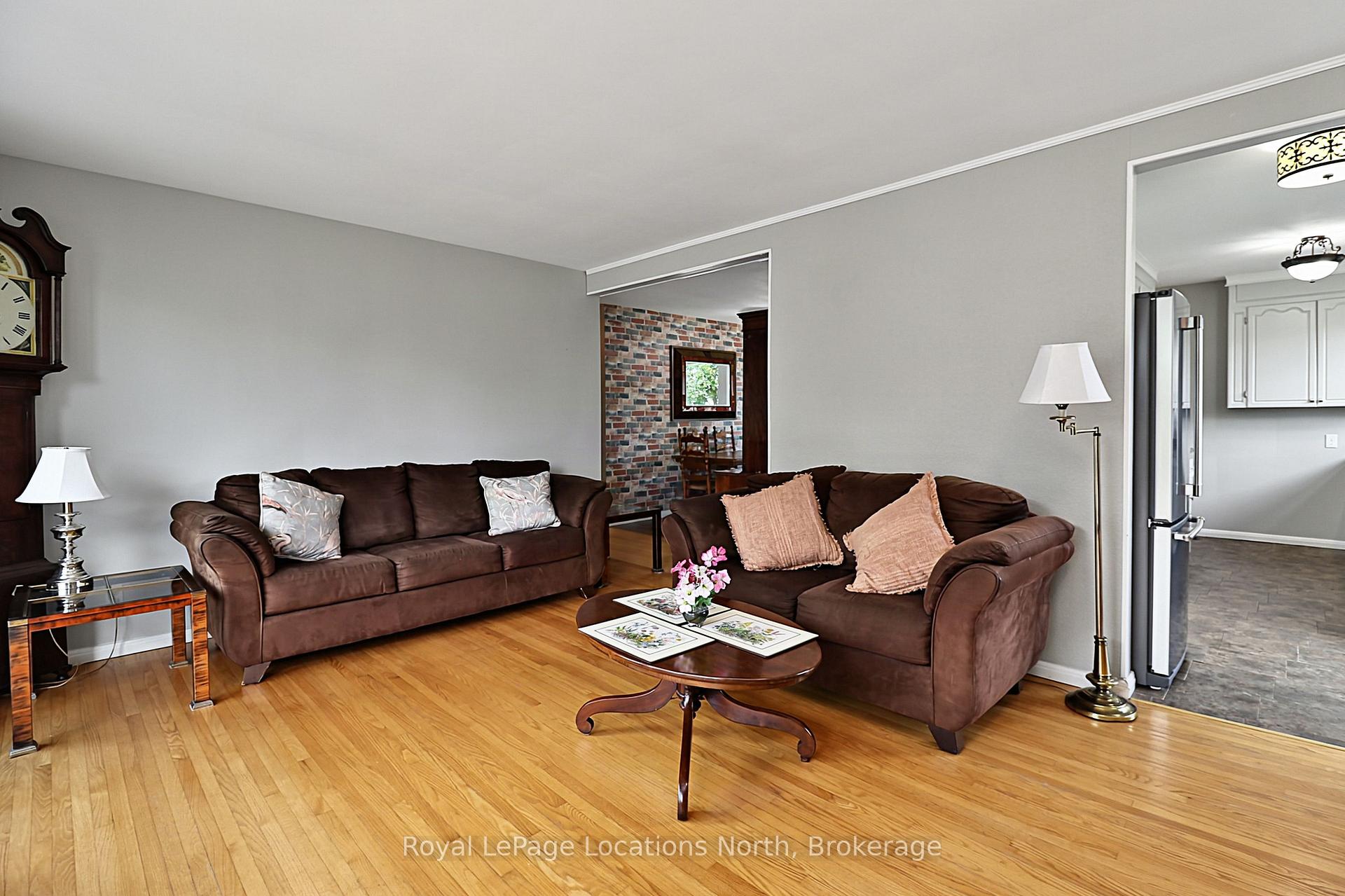 Photo 15 of 245 Pearson Street N, Meaford — HOMEH