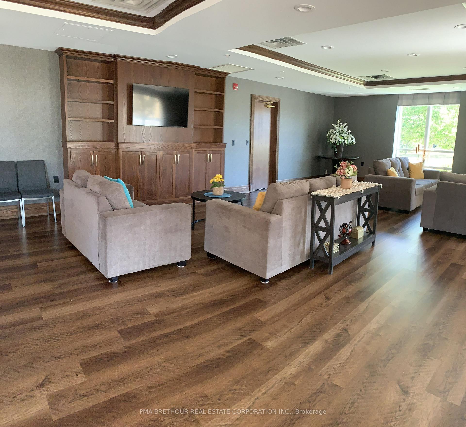 Photo 27 of Unit 609, 11 Oneida Crescent, Richmond Hill, Langstaff — HOMEH