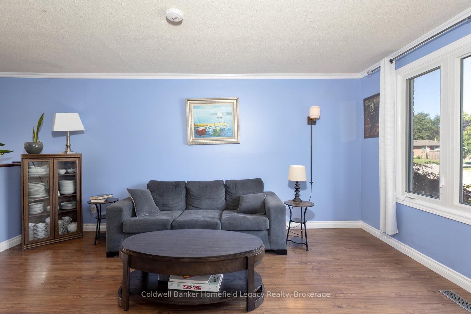 Photo 14 of 185 Maple Avenue, Stratford — HOMEH