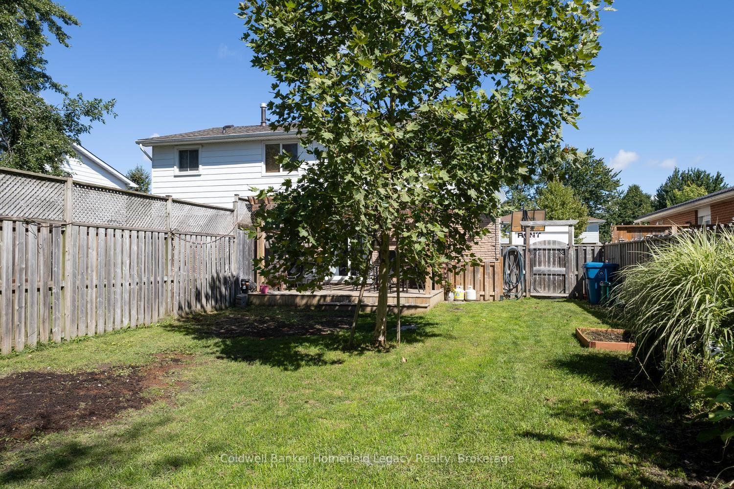 Photo 38 of 185 Maple Avenue, Stratford — HOMEH