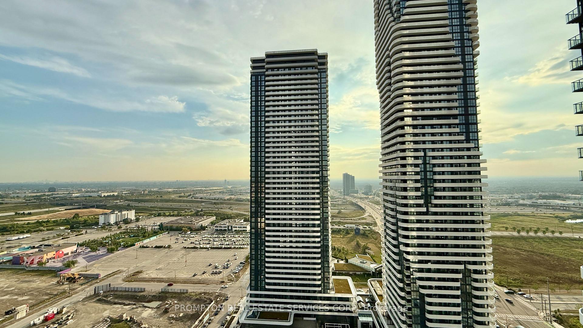 Photo 19 of Unit 3002, 28 Interchange Way, Vaughan, Vaughan Corporate Centre — HOMEH