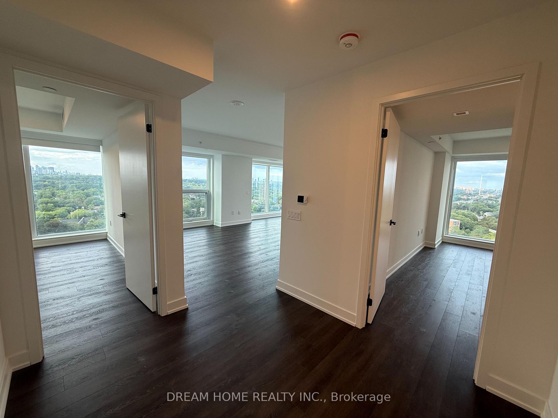 Photo 8 of Unit 2007, 609 Sherbourne Street, Toronto, North St. James Town — HOMEH