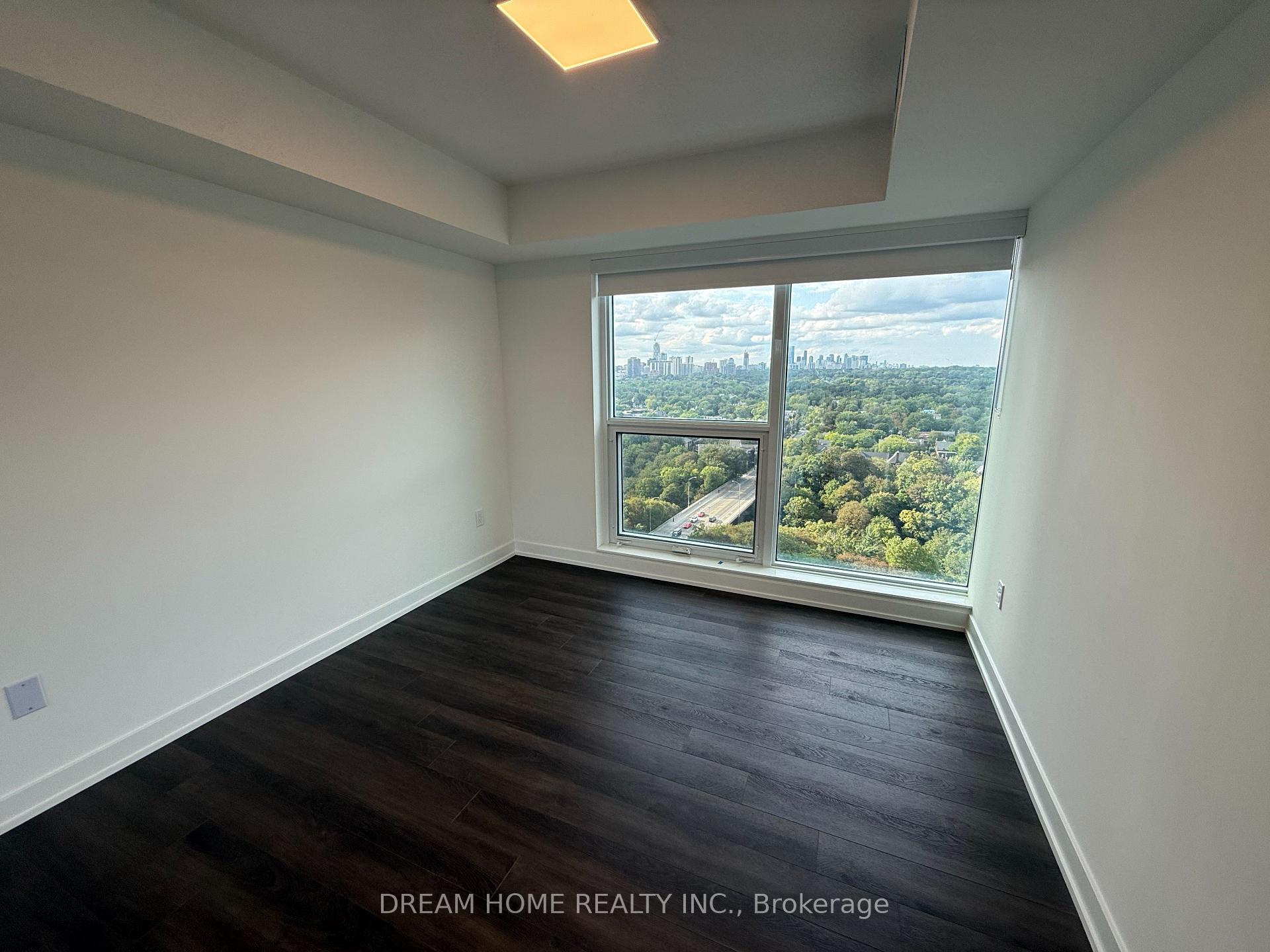 Photo 9 of Unit 2007, 609 Sherbourne Street, Toronto, North St. James Town — HOMEH