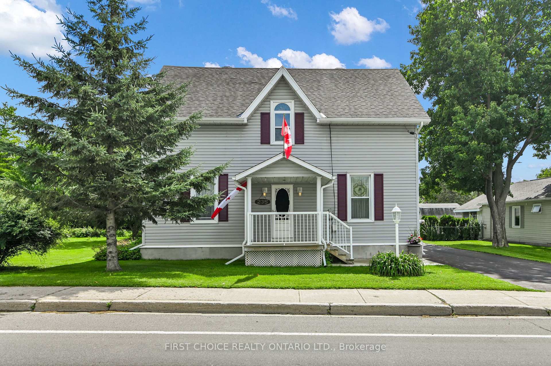 Photo of 235 Ottawa Street