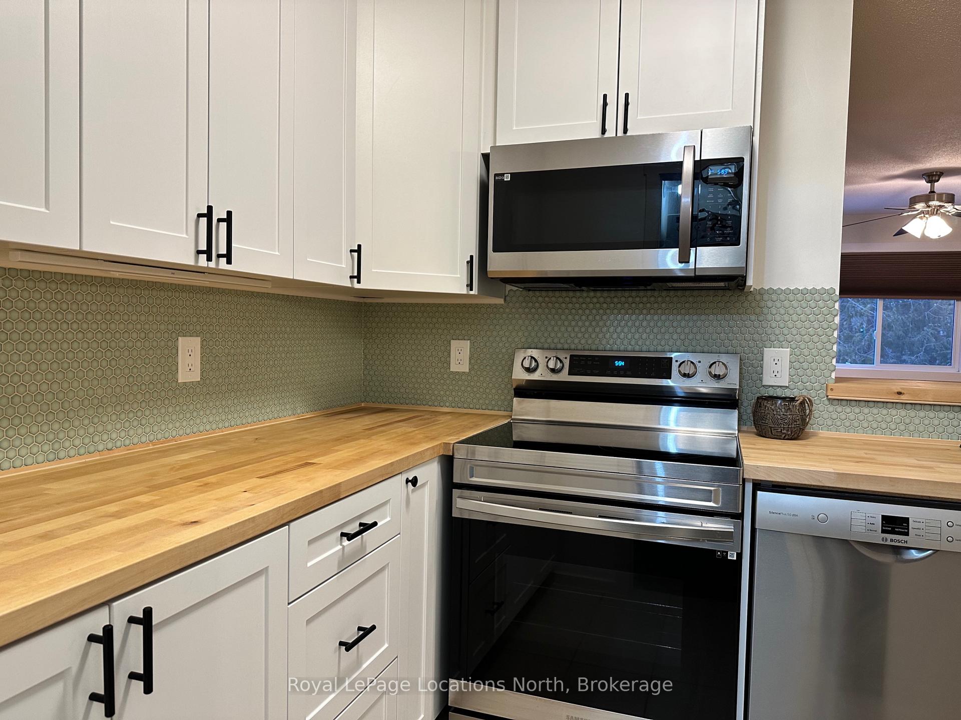 Photo 7 of Unit 11, 15 Dawson Drive, Collingwood — HOMEH