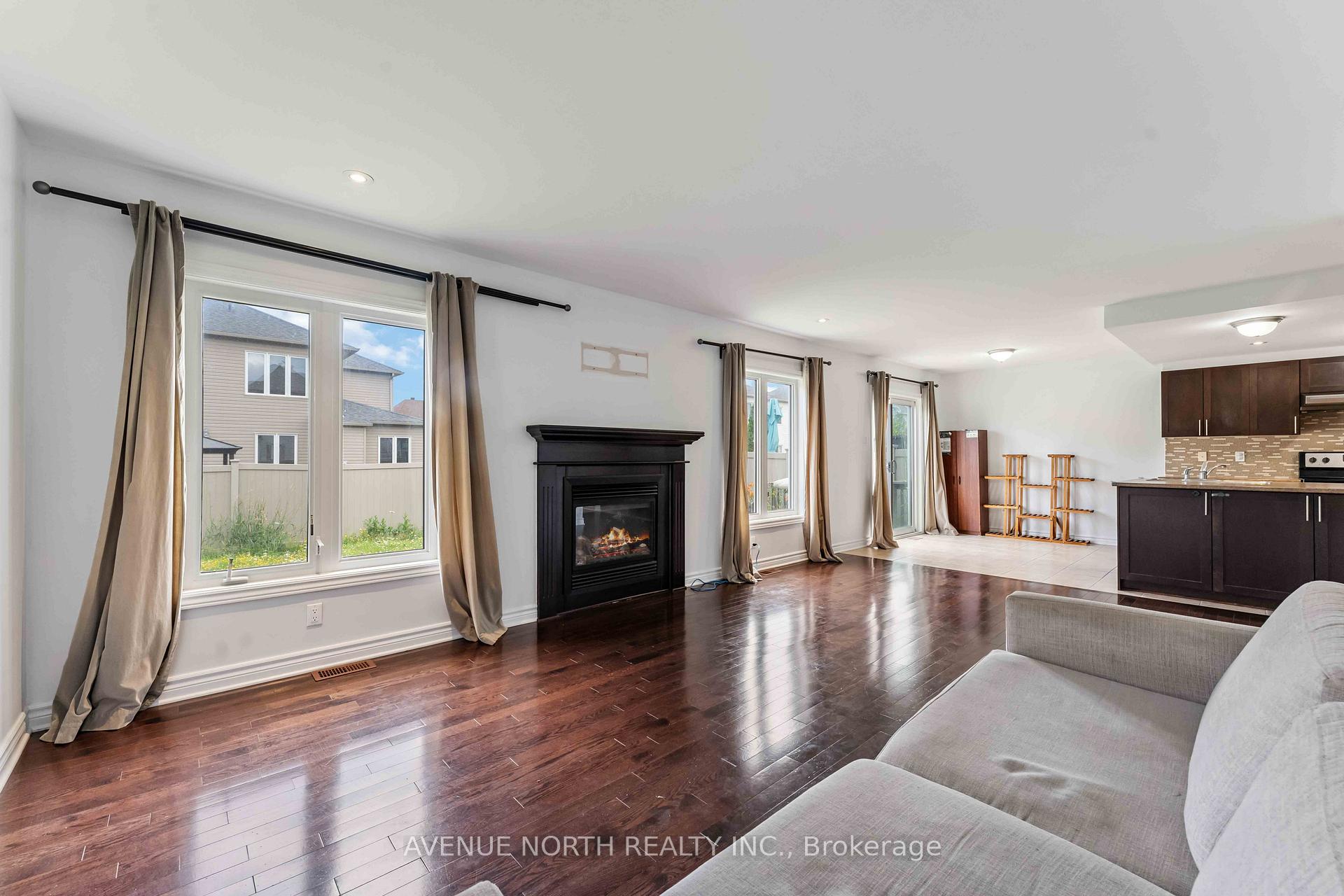 Photo 7 of 413 Boisdale Walk, Ottawa, Avalon East — HOMEH