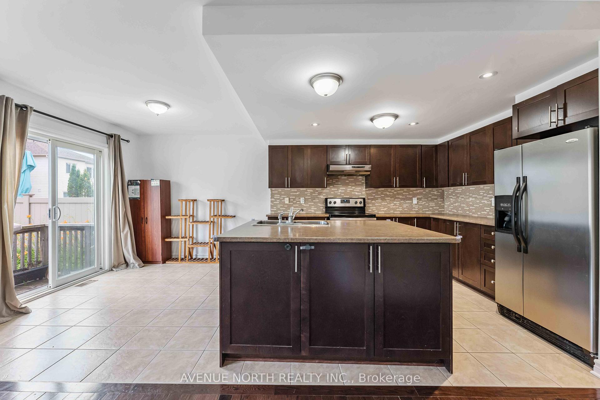 Photo 14 of 413 Boisdale Walk, Ottawa, Avalon East — HOMEH