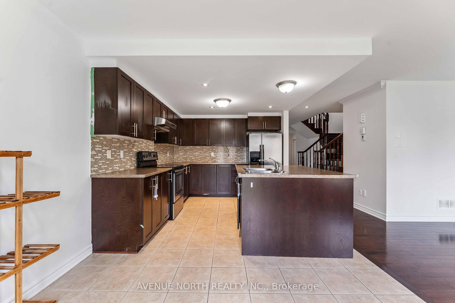 Photo 15 of 413 Boisdale Walk, Ottawa, Avalon East — HOMEH