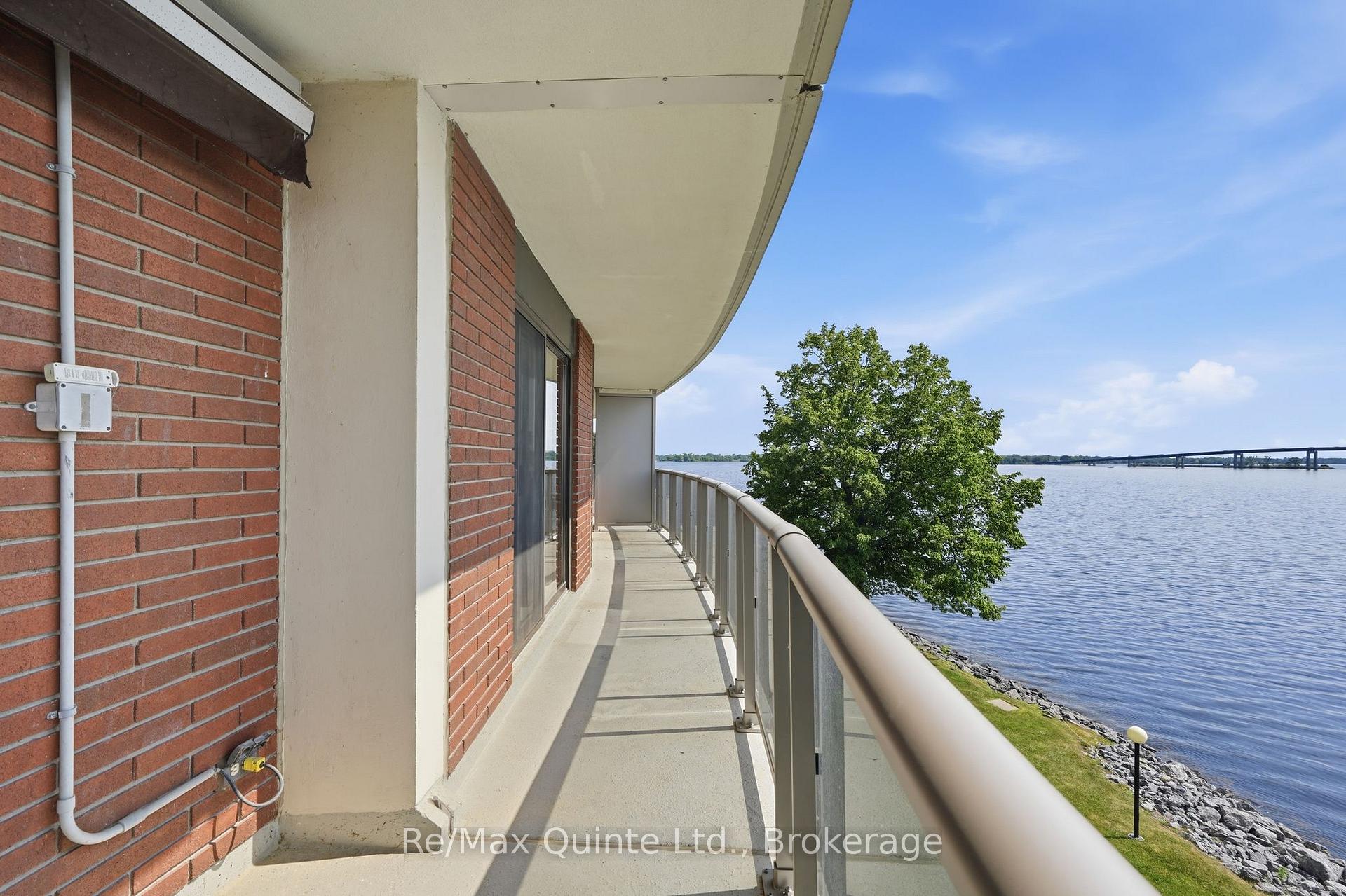 Photo 11 of Unit 307, 2 South Front Street, Belleville, Belleville Ward — HOMEH