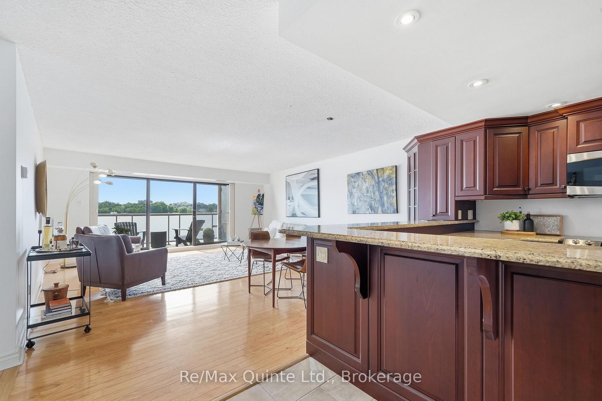 Photo 23 of Unit 307, 2 South Front Street, Belleville, Belleville Ward — HOMEH