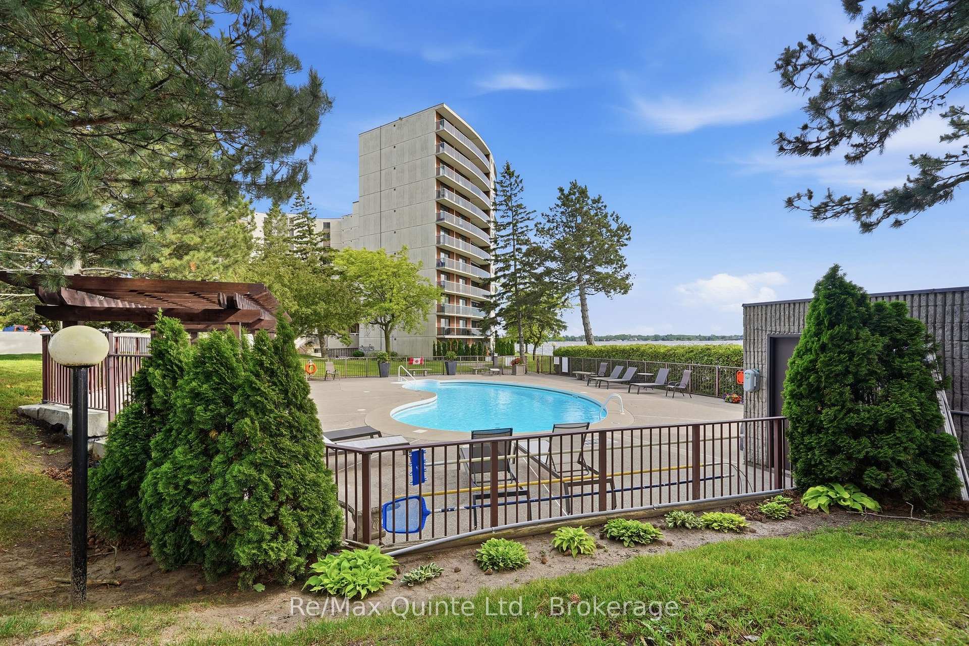 Photo 48 of Unit 307, 2 South Front Street, Belleville, Belleville Ward — HOMEH