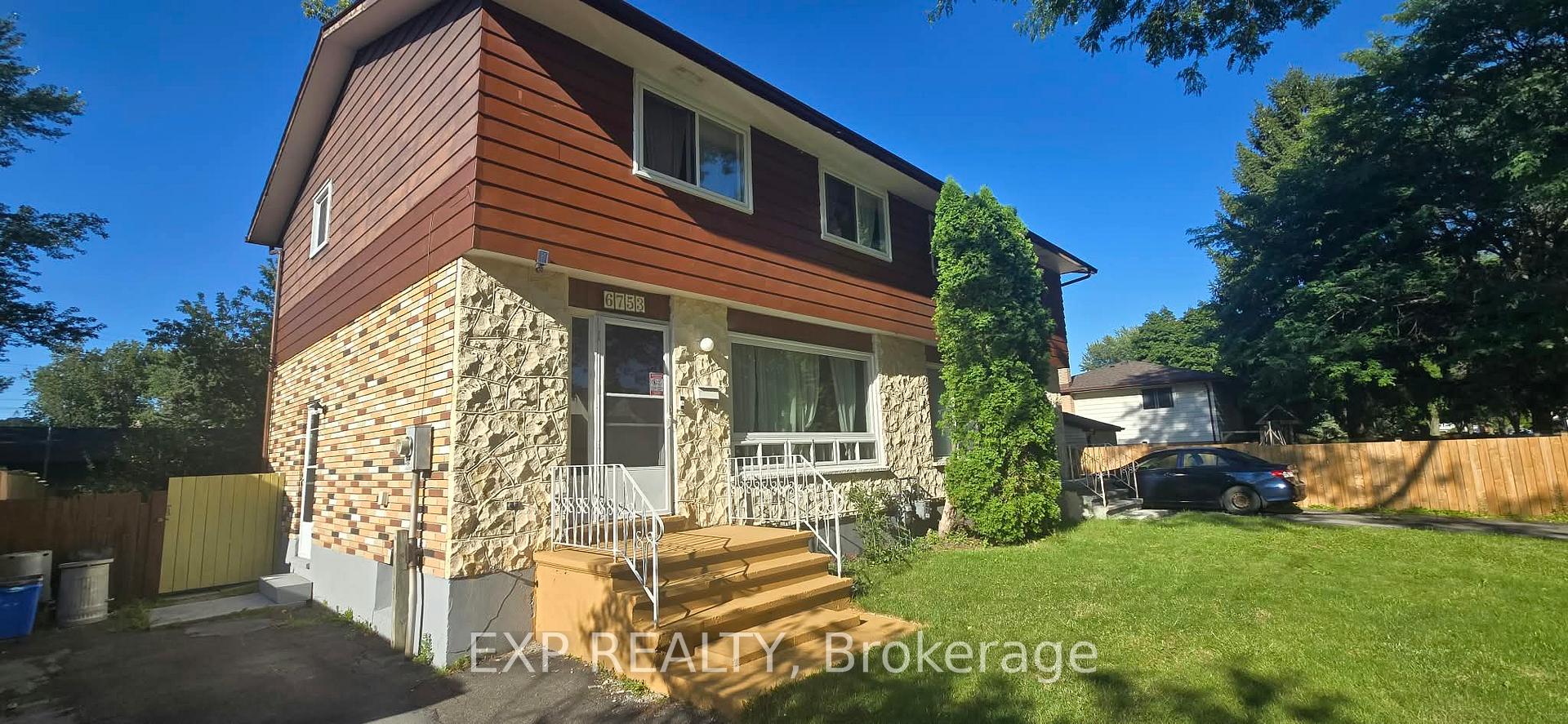 Photo 2 of 6753 Wilinger Street, Niagara Falls, Stamford — HOMEH