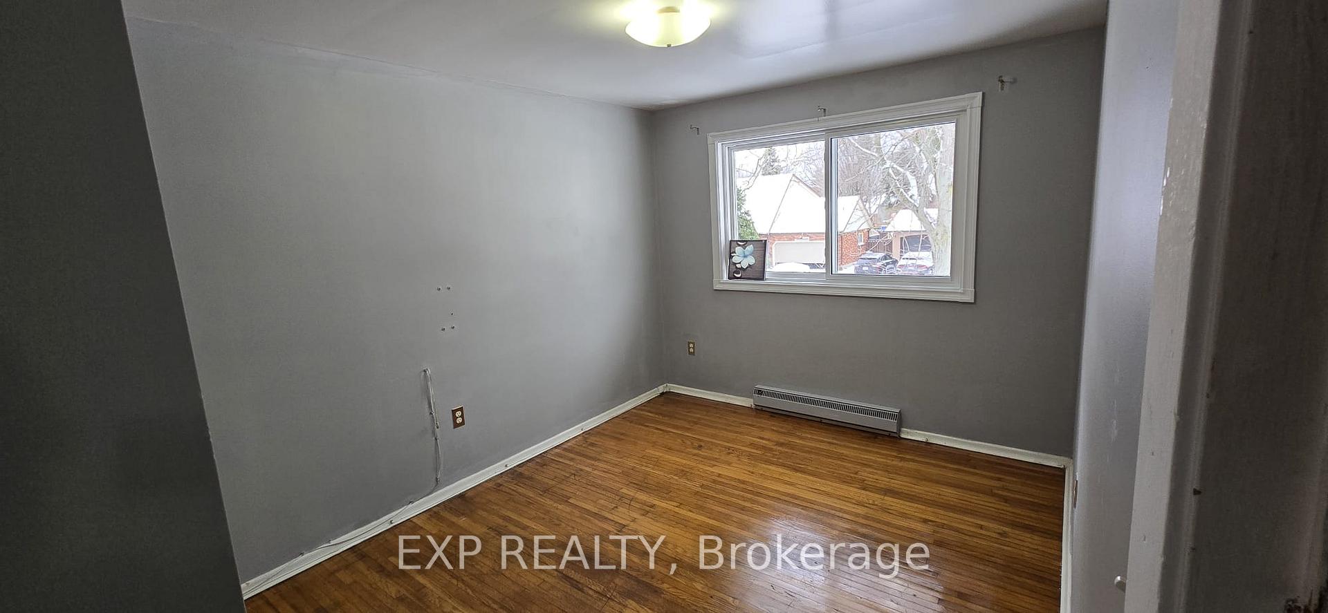Photo 16 of 6753 Wilinger Street, Niagara Falls, Stamford — HOMEH