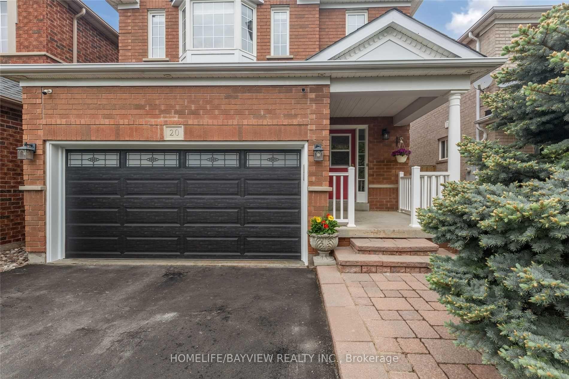 Photo 2 of 20 Gwilliam Lane, Aurora, Bayview Northeast — HOMEH