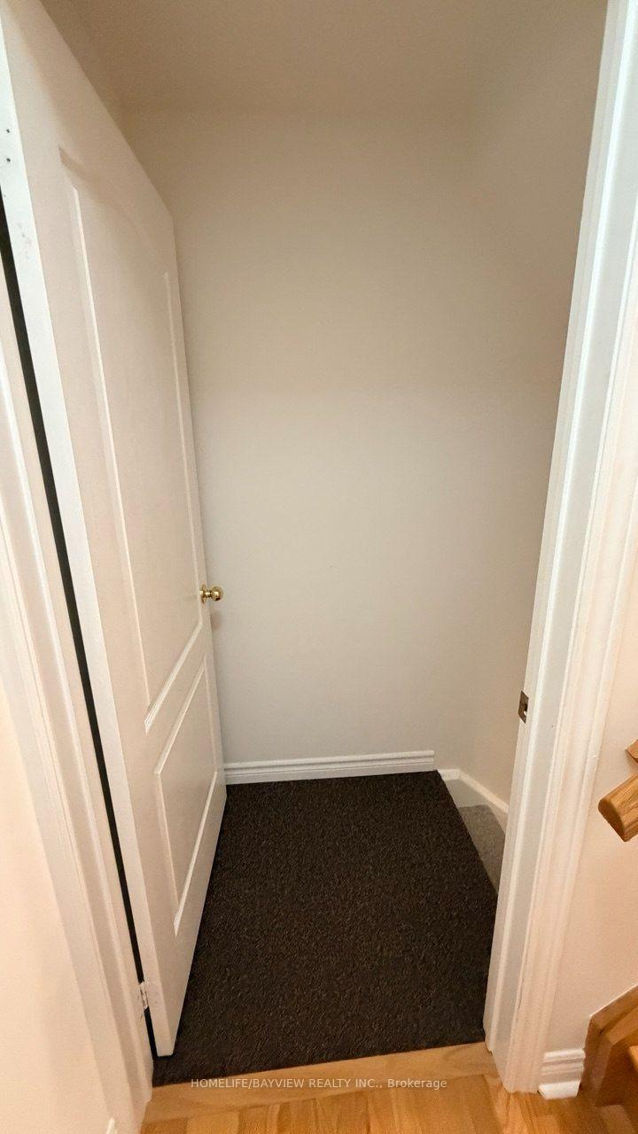 Photo 19 of 20 Gwilliam Lane, Aurora, Bayview Northeast — HOMEH
