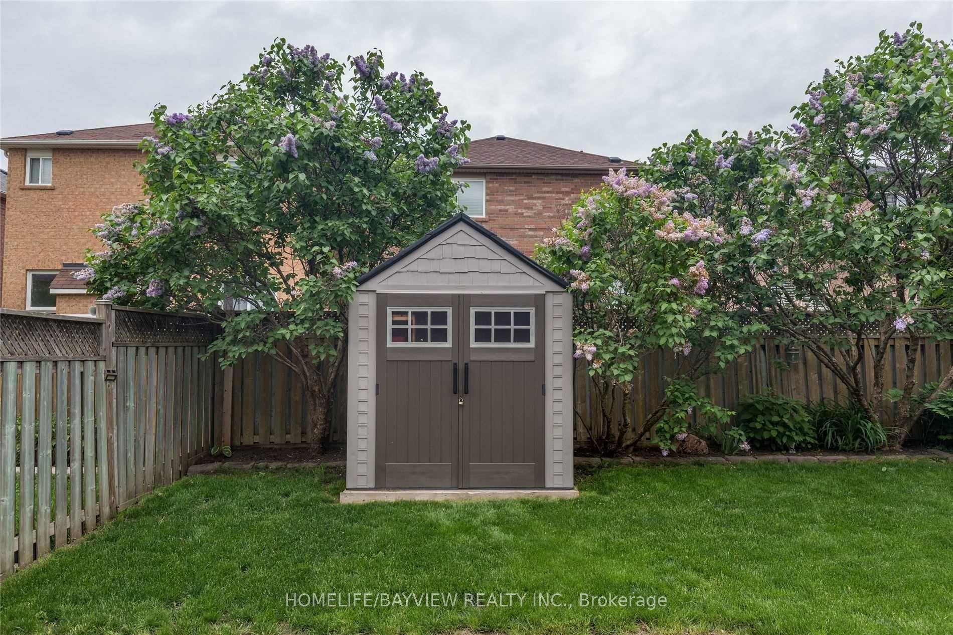 Photo 25 of 20 Gwilliam Lane, Aurora, Bayview Northeast — HOMEH