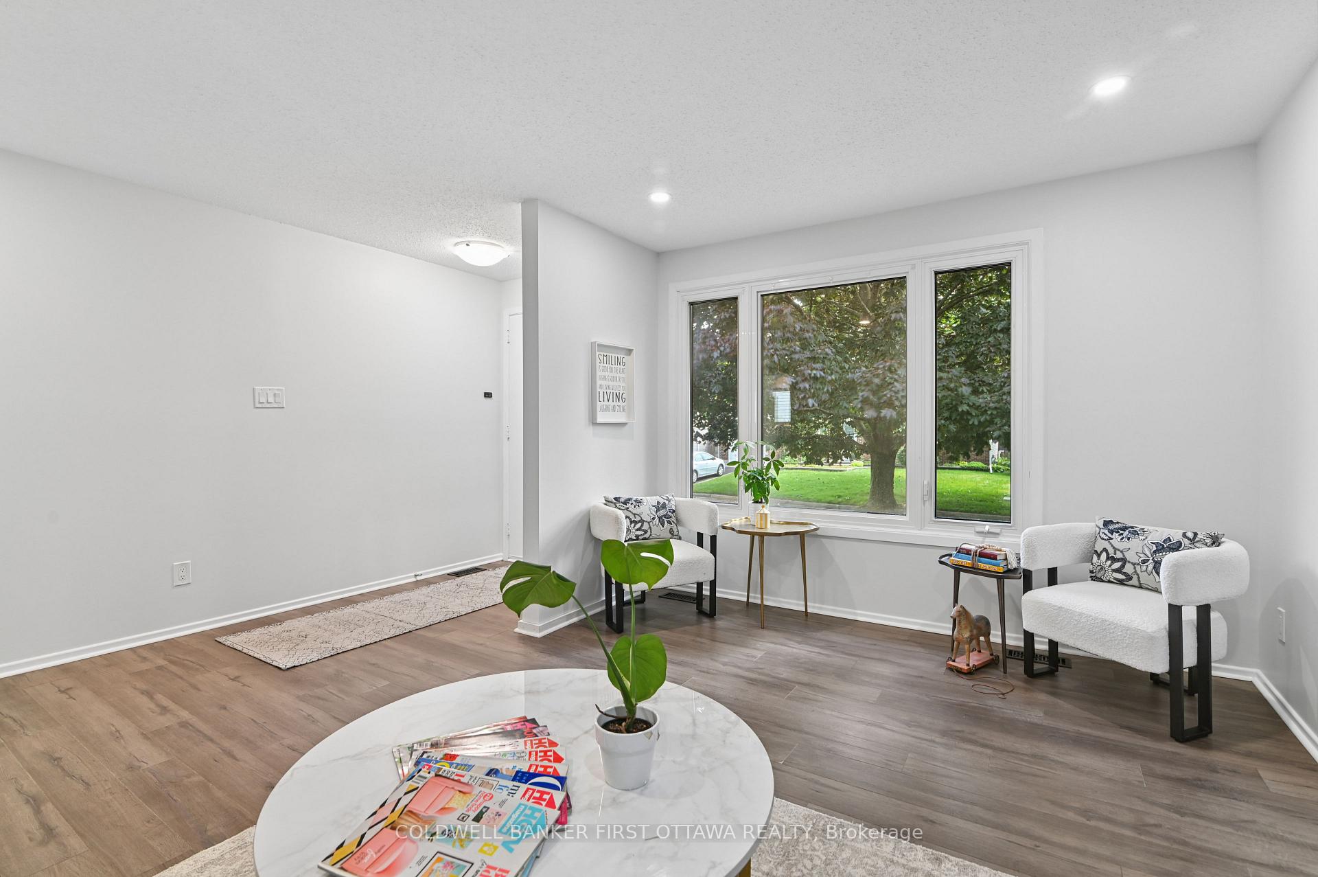 Photo 6 of 1401 Metz Crescent, Ottawa, Carson Meadows — HOMEH