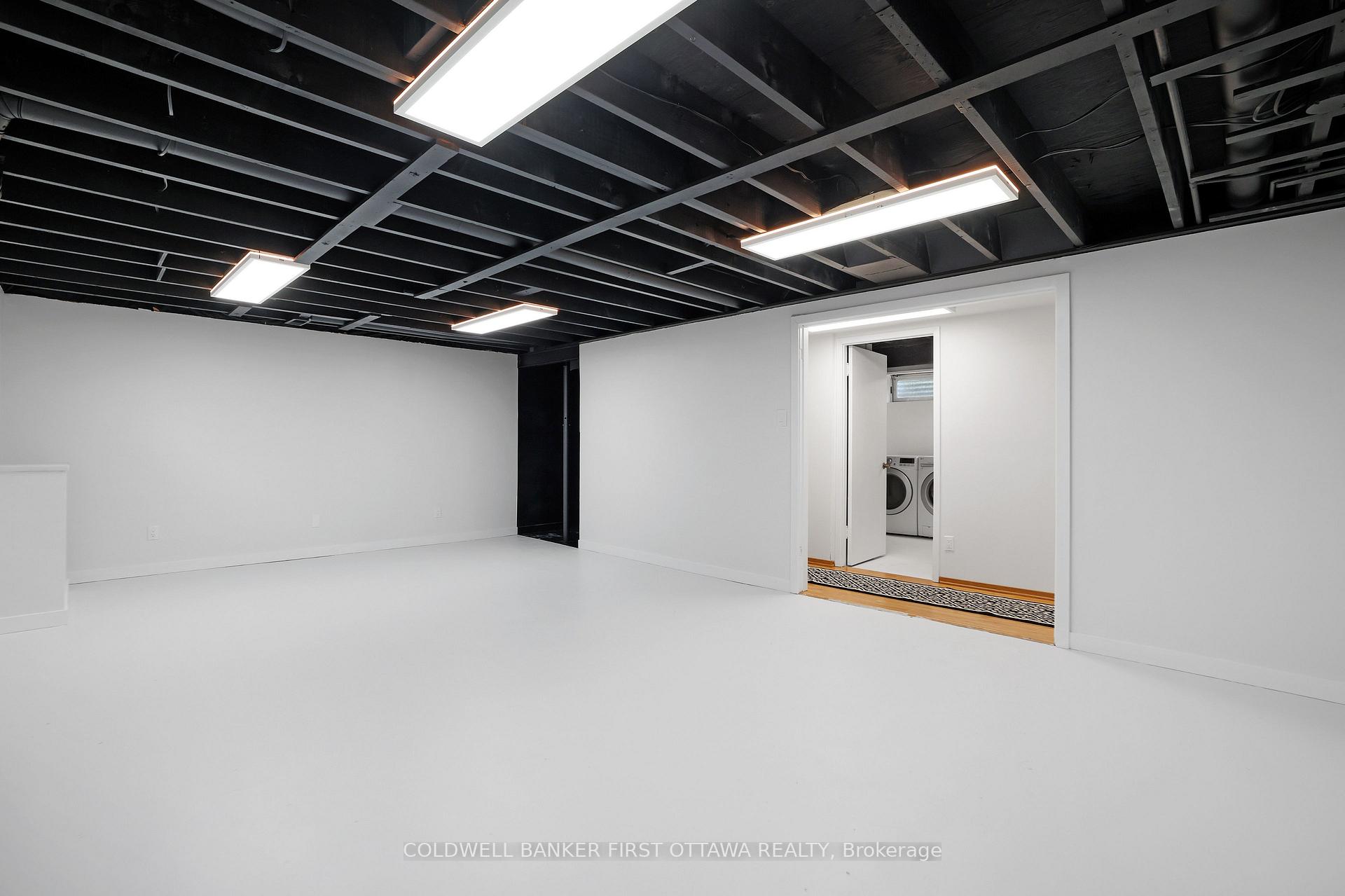 Photo 24 of 1401 Metz Crescent, Ottawa, Carson Meadows — HOMEH