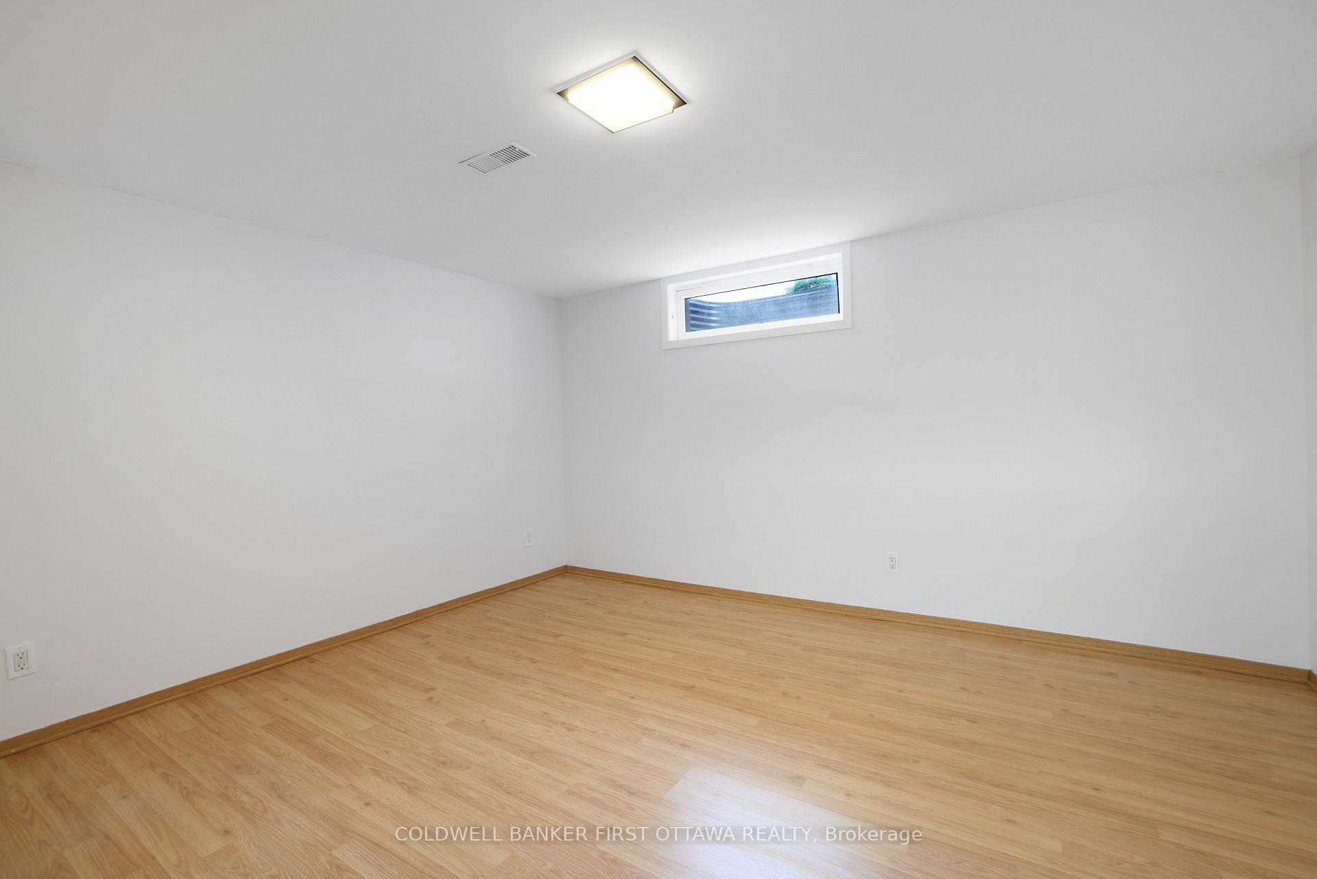 Photo 28 of 1401 Metz Crescent, Ottawa, Carson Meadows — HOMEH
