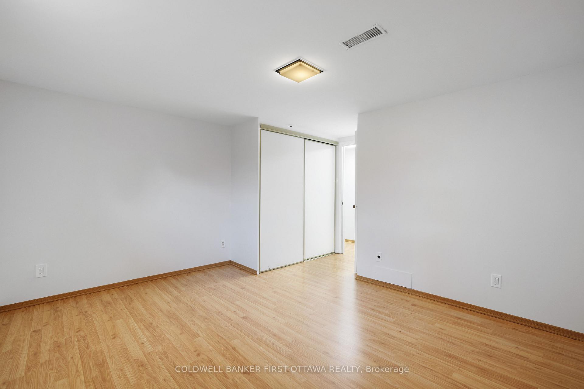 Photo 29 of 1401 Metz Crescent, Ottawa, Carson Meadows — HOMEH