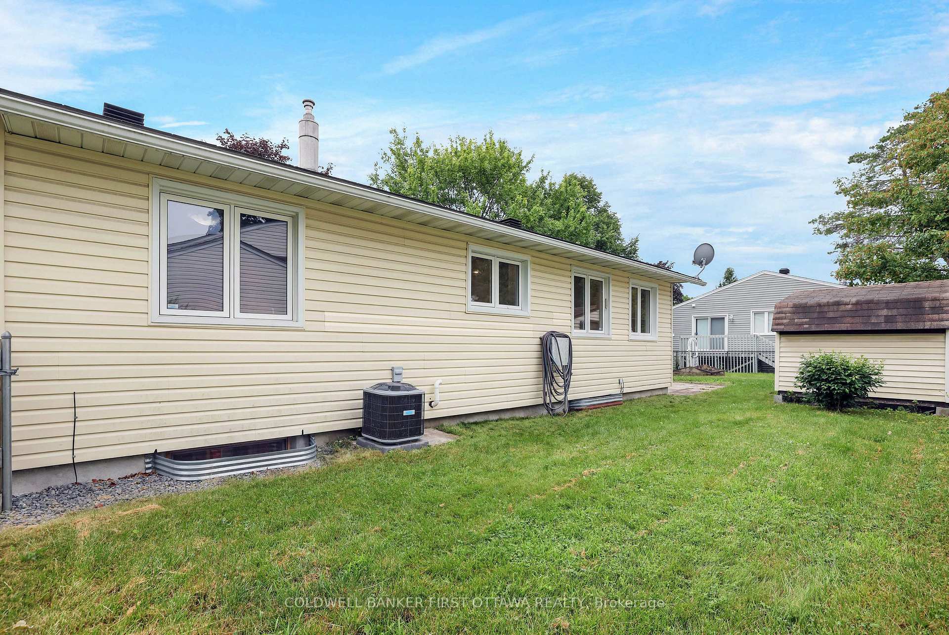 Photo 33 of 1401 Metz Crescent, Ottawa, Carson Meadows — HOMEH