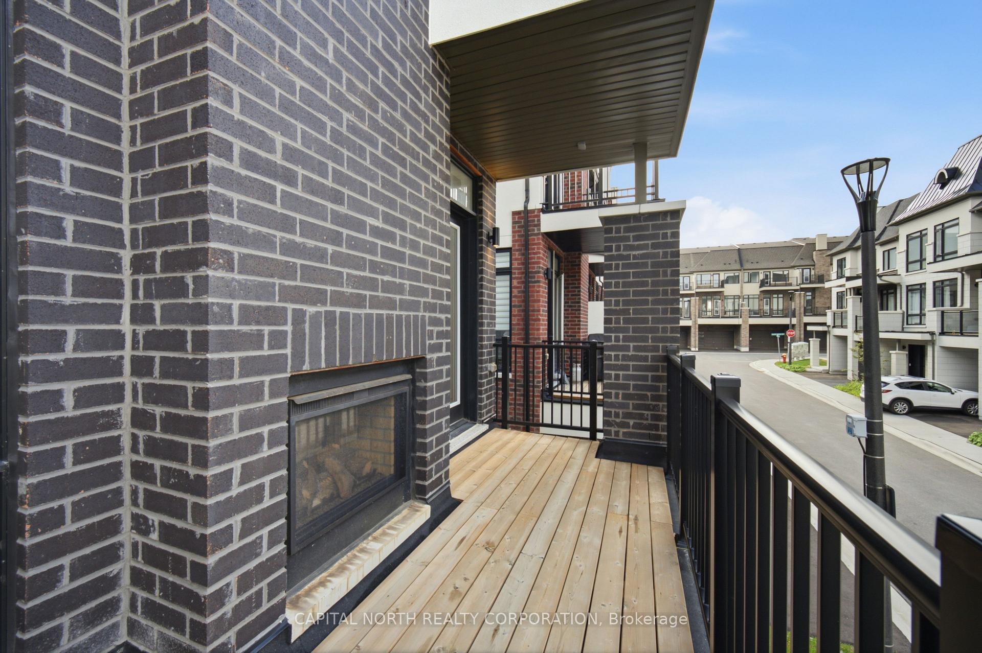 Photo 22 of 8A McCachen Street, Richmond Hill, Oak Ridges — HOMEH