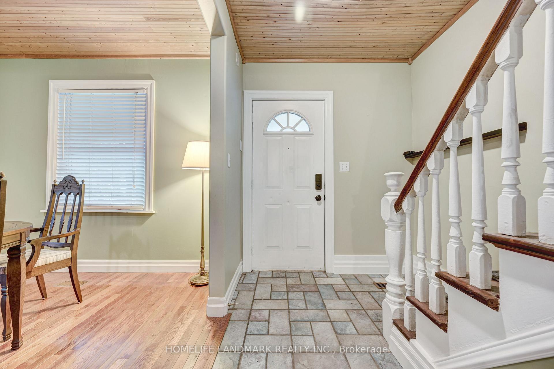 Photo 4 of 2174 New Street, Burlington, Brant — HOMEH