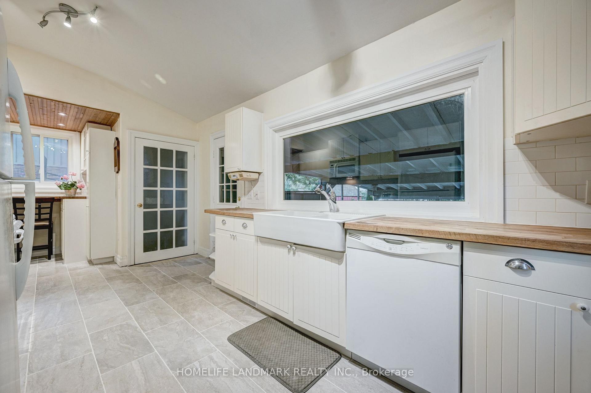 Photo 12 of 2174 New Street, Burlington, Brant — HOMEH