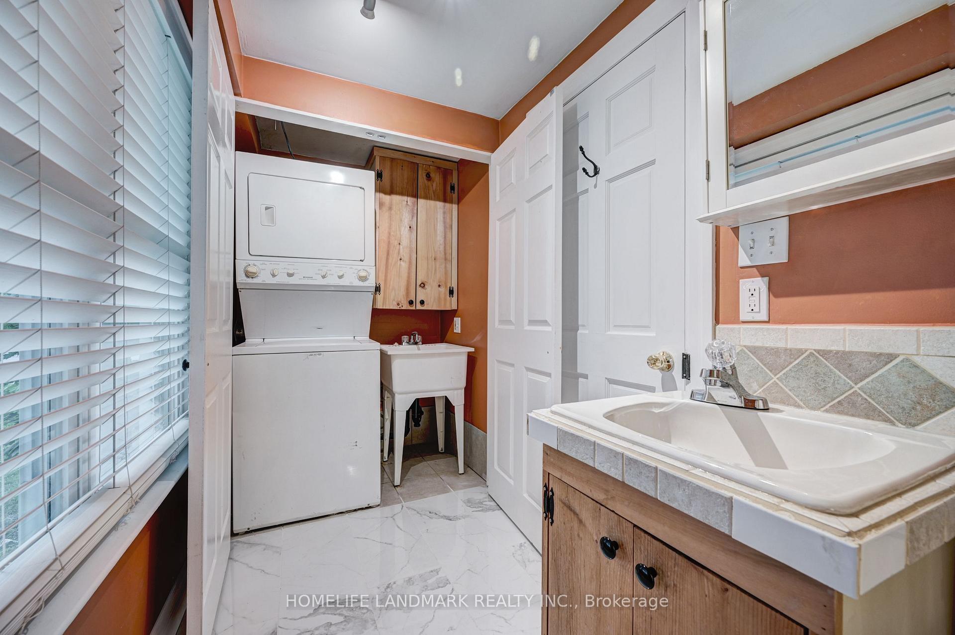 Photo 16 of 2174 New Street, Burlington, Brant — HOMEH