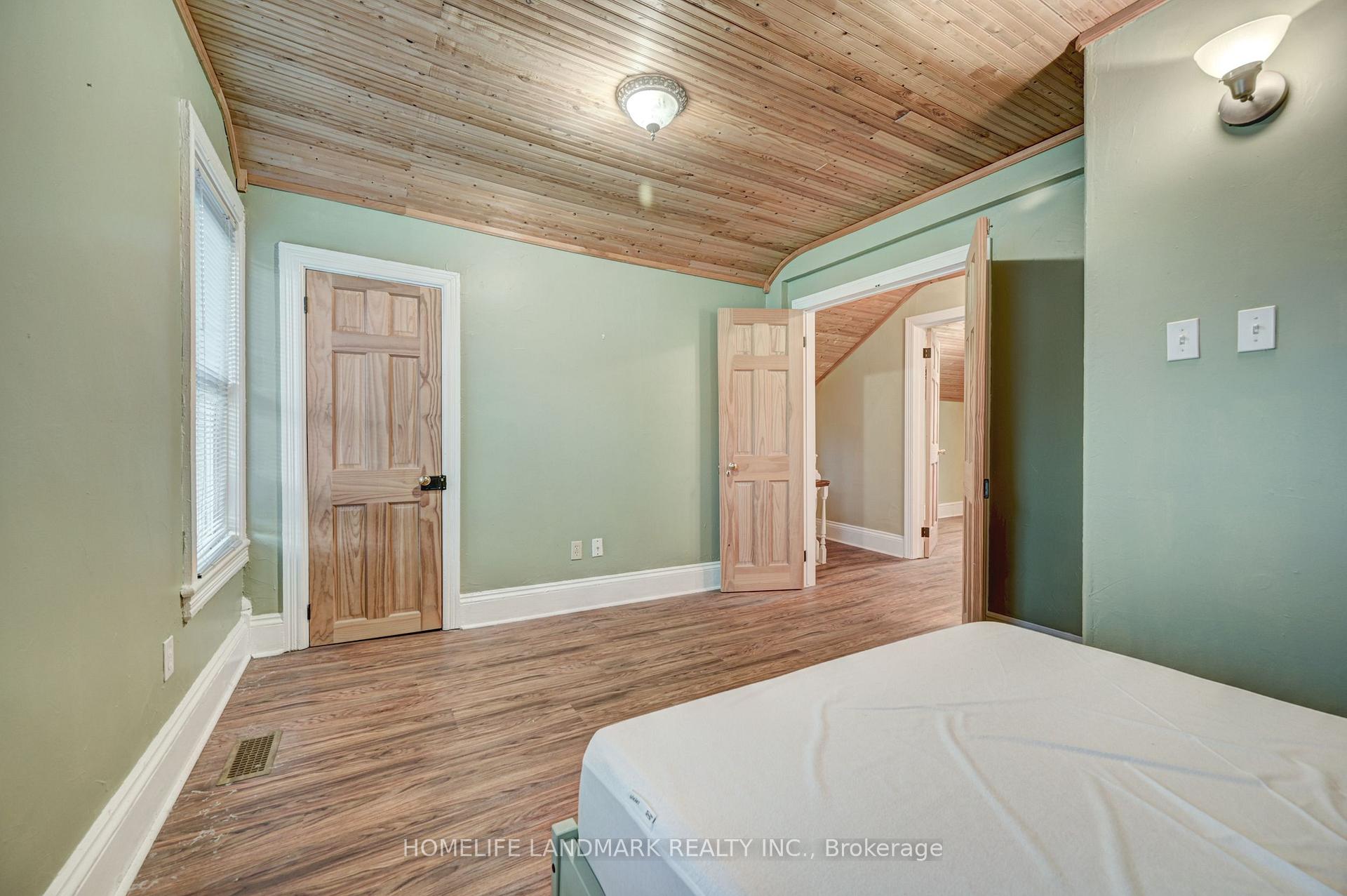 Photo 21 of 2174 New Street, Burlington, Brant — HOMEH