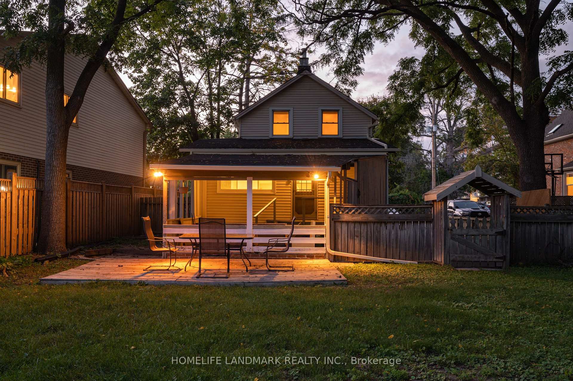 Photo 28 of 2174 New Street, Burlington, Brant — HOMEH