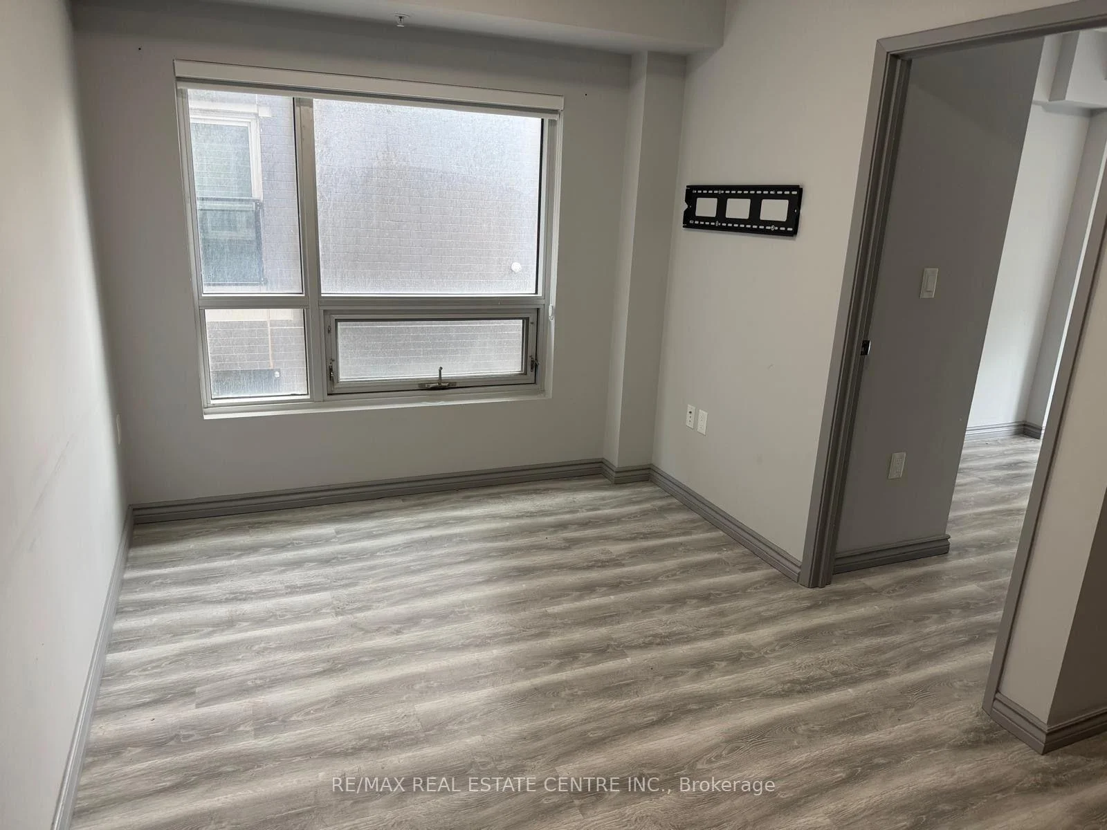 Photo 10 of Unit A 104, 275 Larch Street, Waterloo, Downtown Waterloo — HOMEH