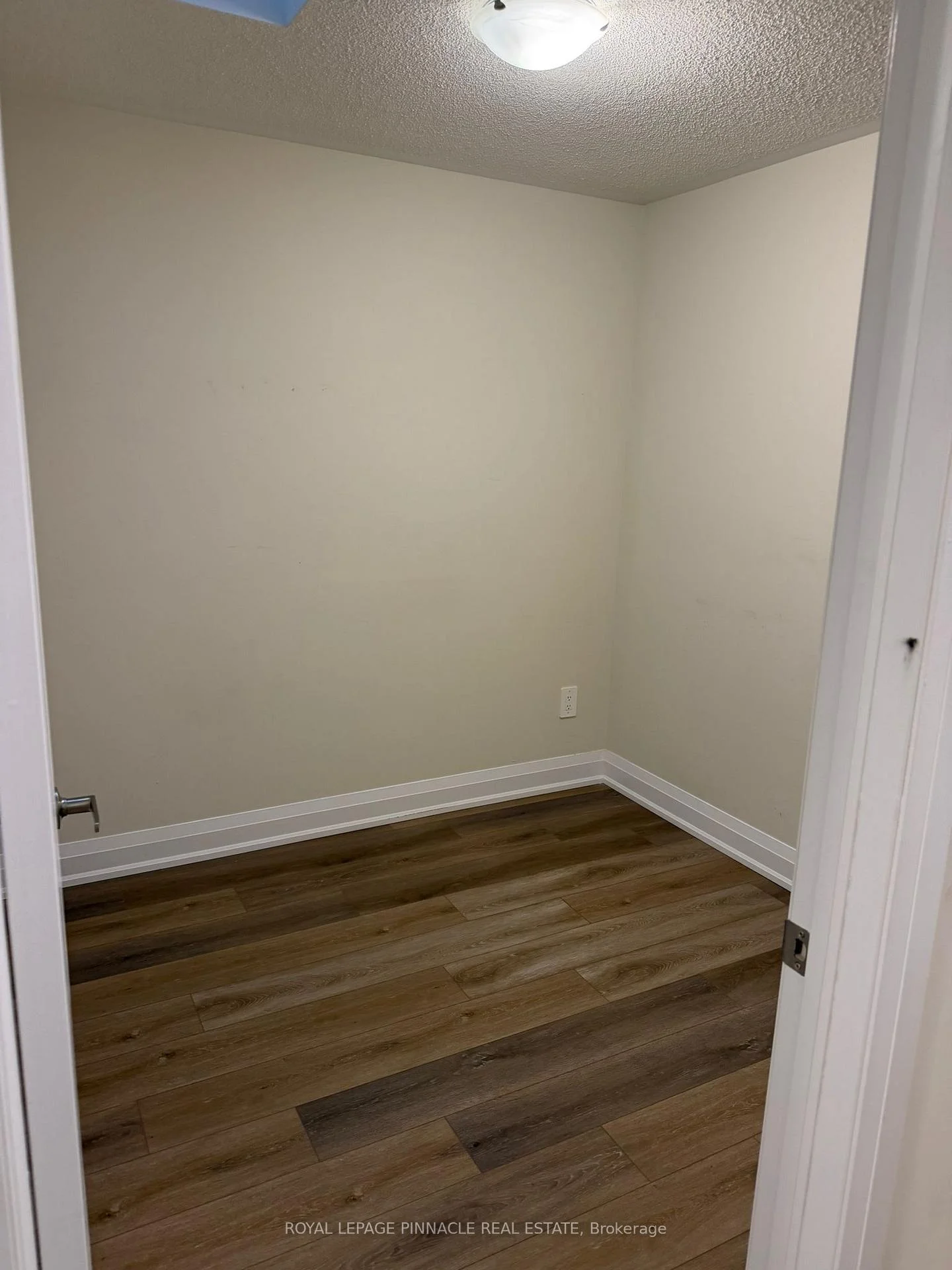 Photo 20 of Unit 123, 1581 Rose Way, Milton, Cobban — HOMEH