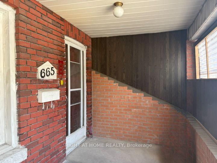 Photo 2 of 665 Ossington Avenue, Toronto, Palmerston-Little Italy — HOMEH