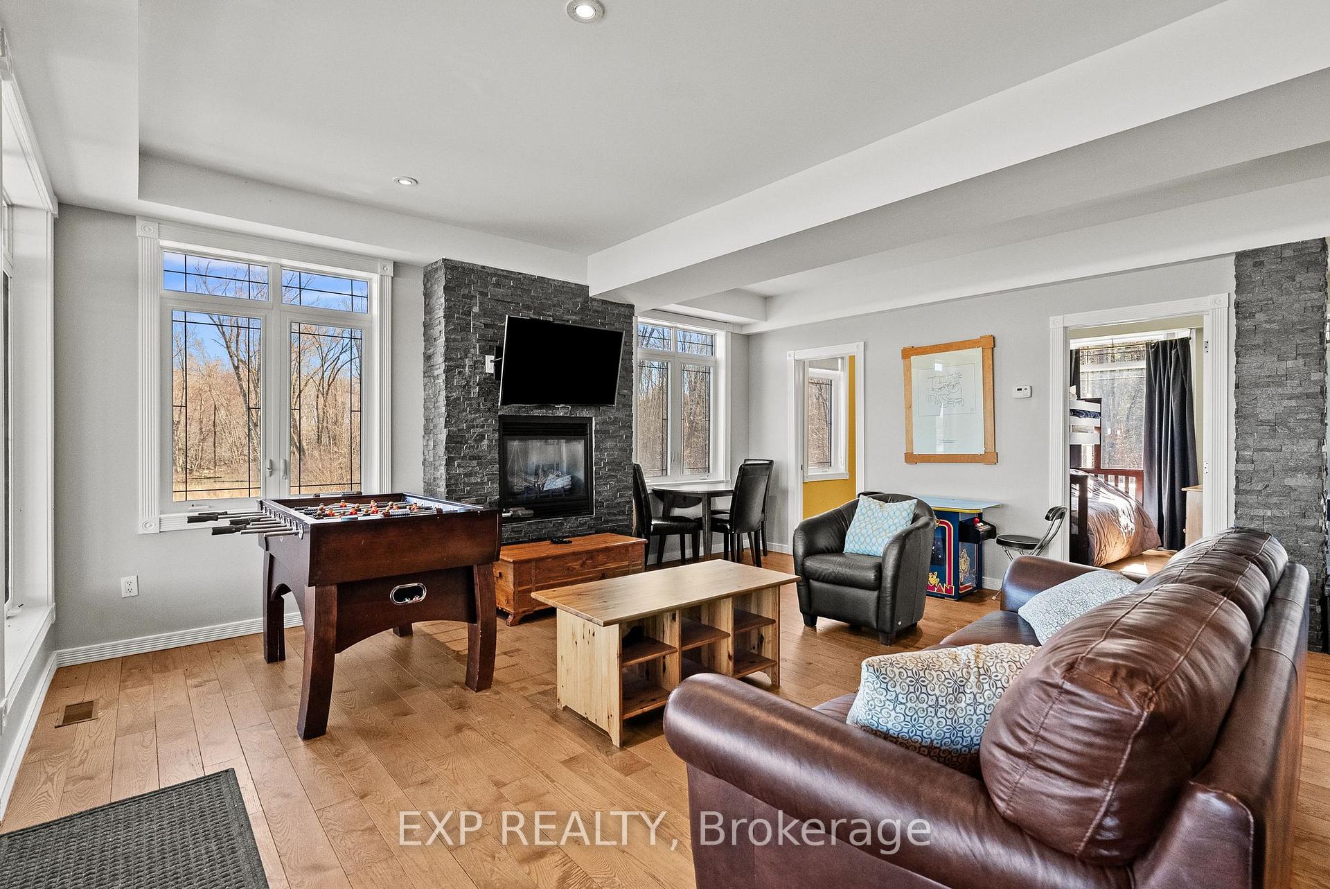Photo 5 of 102 Allbirch Road, Ottawa, Constance Bay — HOMEH