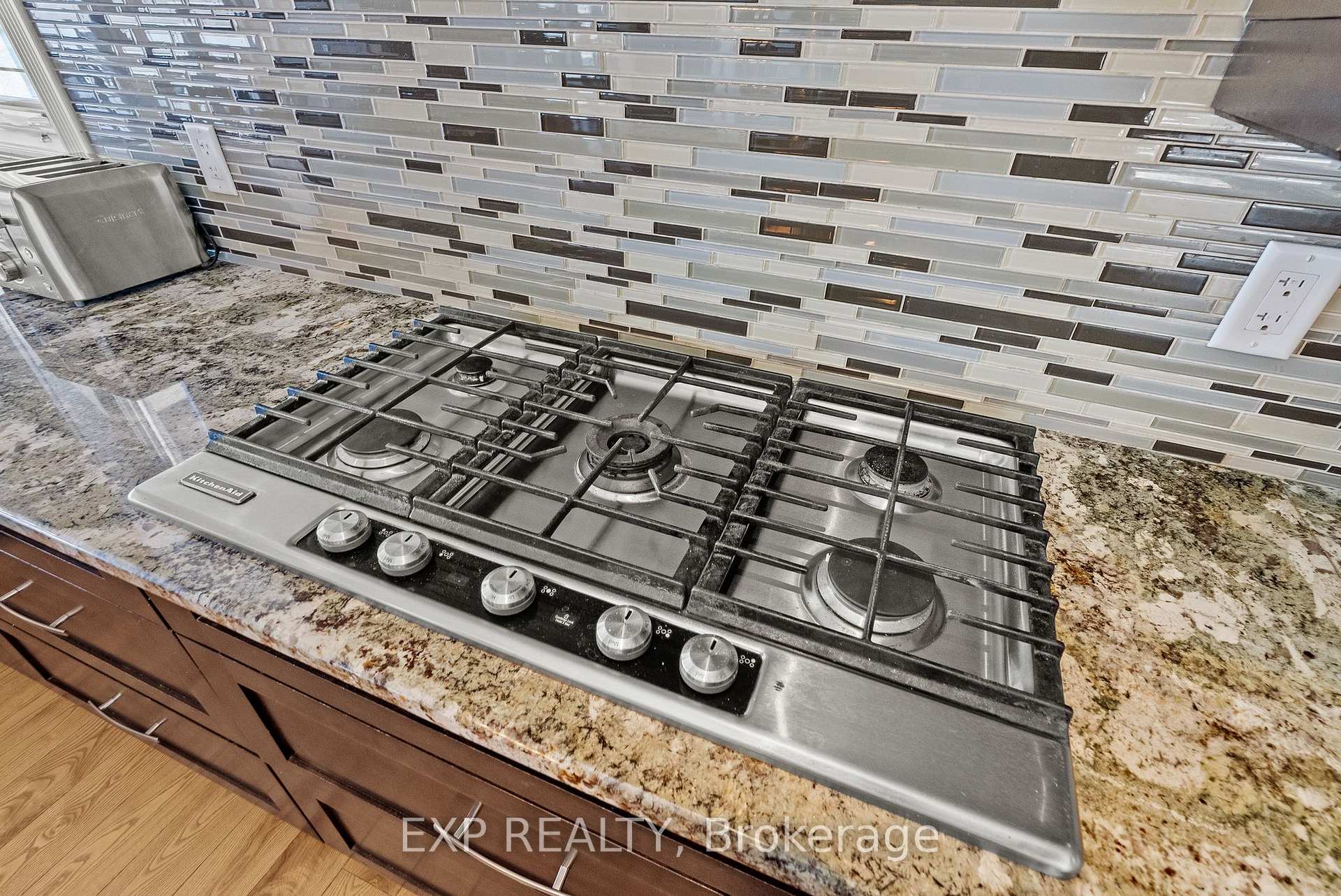 Photo 17 of 102 Allbirch Road, Ottawa, Constance Bay — HOMEH