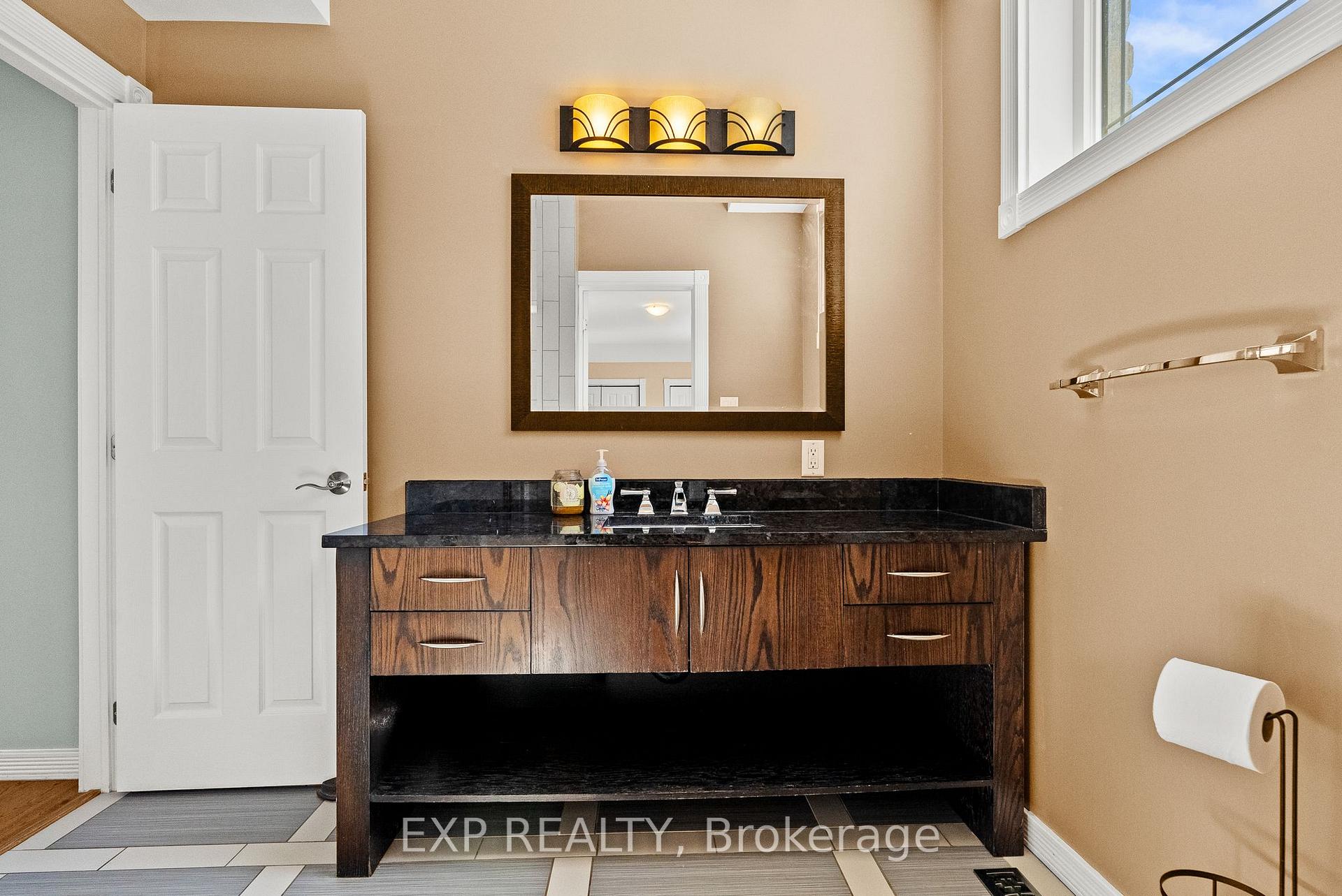 Photo 27 of 102 Allbirch Road, Ottawa, Constance Bay — HOMEH