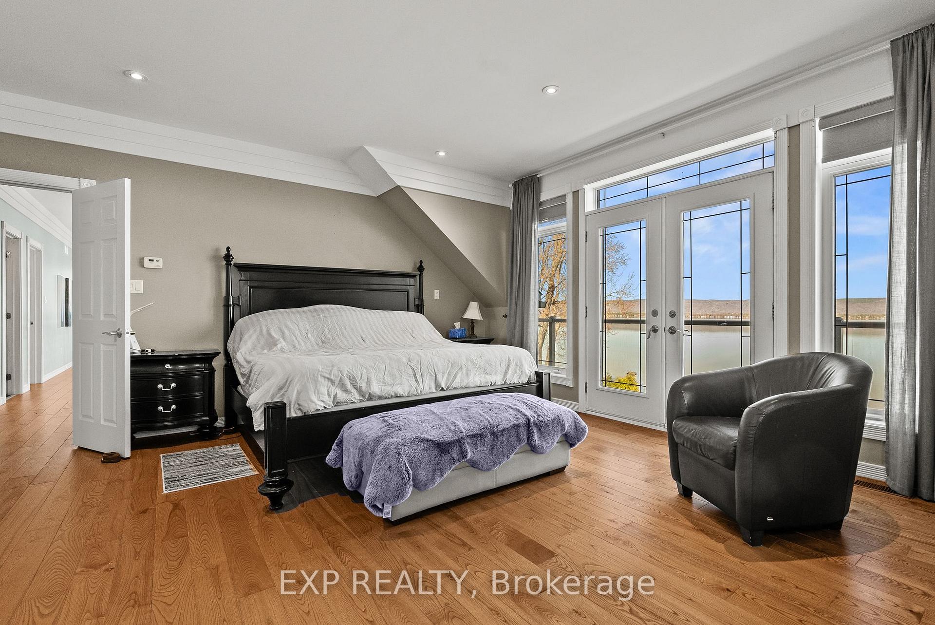 Photo 36 of 102 Allbirch Road, Ottawa, Constance Bay — HOMEH