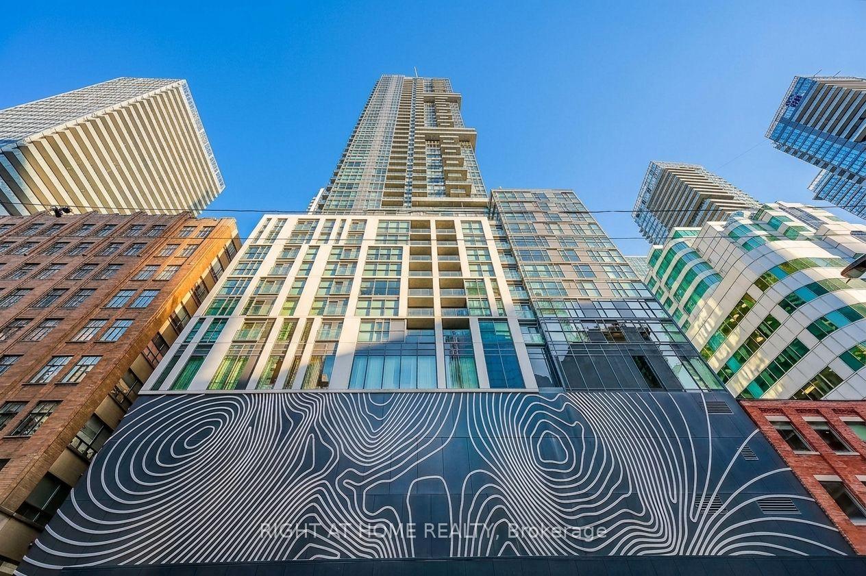 Photo 4 of Unit 4606, 87 Peter Street, Toronto, Waterfront Communities — HOMEH