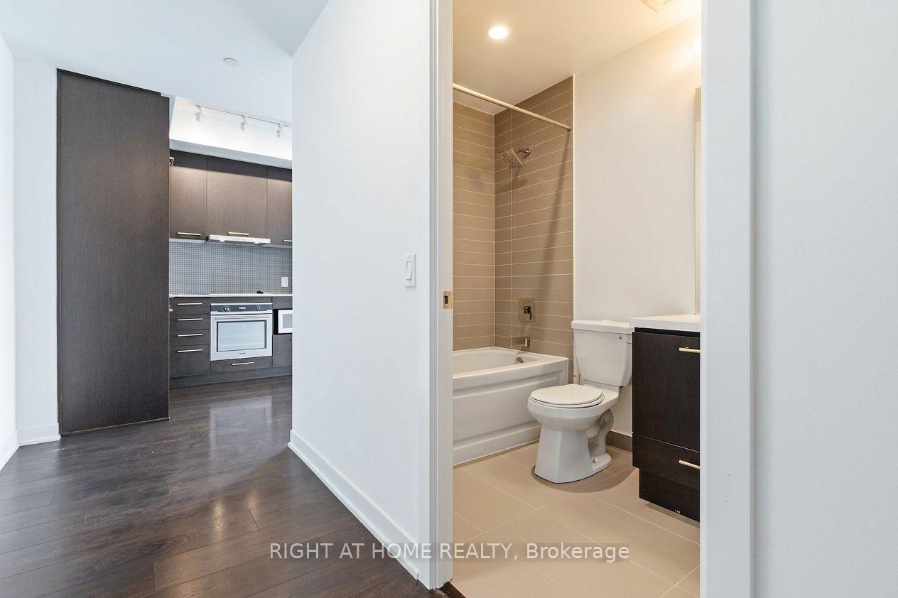 Photo 6 of Unit 4606, 87 Peter Street, Toronto, Waterfront Communities — HOMEH